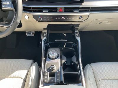 2026 Kia Sorento Hybrid - Photo 13