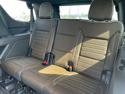 2025 GMC Yukon — photo 18 view