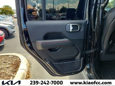 2026 Jeep Wrangler - Photo 15