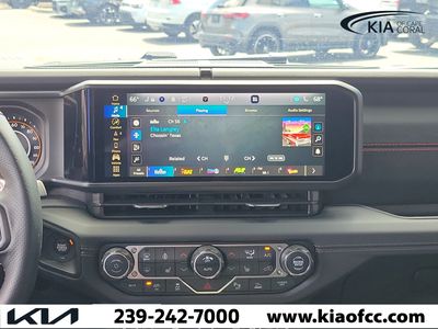 2026 Jeep Wrangler - Photo 19