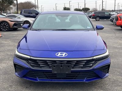 2025 Hyundai Elantra — side profile view