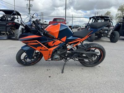 2022 KTM RC 390 - Photo 5