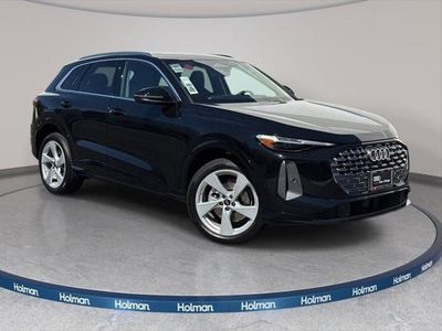 2025 Audi Q5 - Photo 2