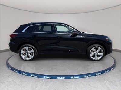 2025 Audi Q5 - Photo 4