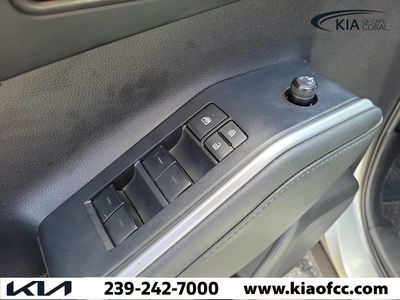 2022 Toyota Highlander - Photo 23