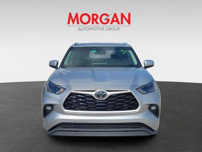 2022 Toyota Highlander - Photo 2