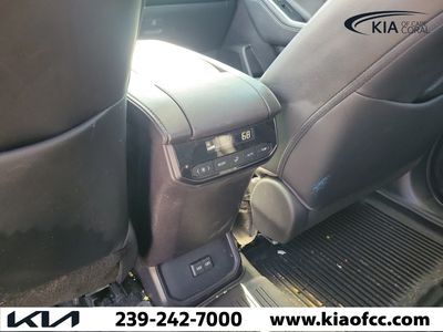 2022 Toyota Highlander - Photo 13