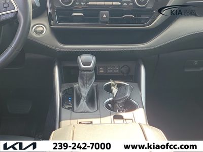 2022 Toyota Highlander - Photo 19