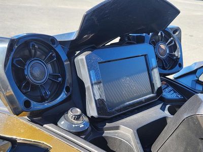2023 Kawasaki Ultra 310LX - Photo 11