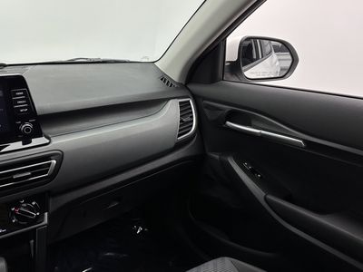 2023 Kia Seltos - Photo 25