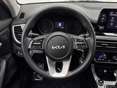 2023 Kia Seltos - Photo 22