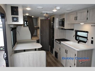 2026 Coachmen RV Catalina Summit Series 8 - Photo 13