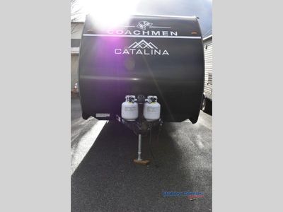 2026 Coachmen RV Catalina Summit Series 8 - Photo 4
