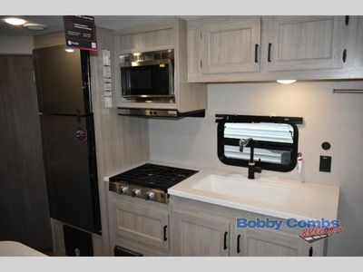 2026 Coachmen RV Catalina Summit Series 8 - Photo 12