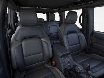 2026 Ford Bronco - Photo 18