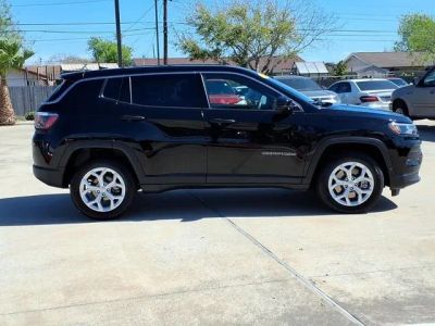 2024 Jeep Compass — detail view