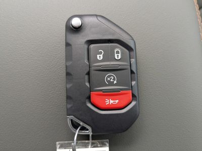 2026 Jeep Gladiator - Photo 29