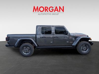 2026 Jeep Gladiator - Photo 2