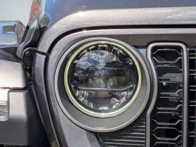 2026 Jeep Gladiator - Photo 9