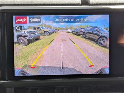 2026 Jeep Gladiator - Photo 21