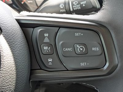 2026 Jeep Gladiator - Photo 25