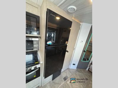 2023 Forest River RV Salem - Photo 16