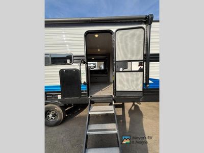 2023 Forest River RV Salem - Photo 9