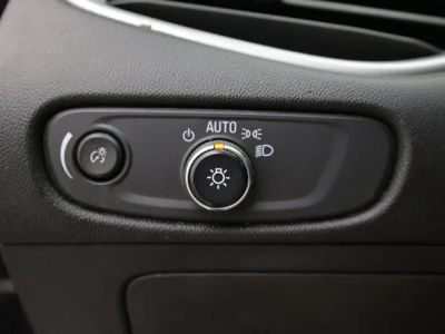 2022 Chevrolet Malibu — photo 18 view