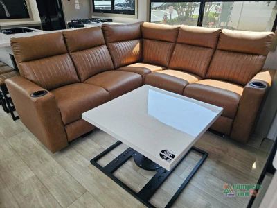2027 Axiom RV Imperium — photo 47 view