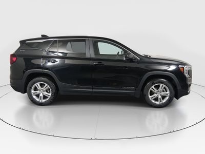 2024 GMC Terrain — photo 8 view