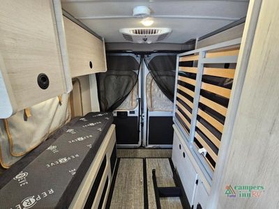 2026 Winnebago Solis - Photo 40