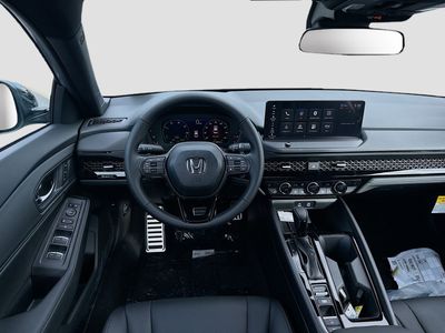 2026 Honda Accord Hybrid - Photo 17