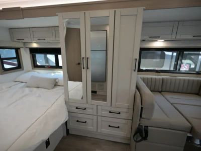 2027 Entegra ODYSSEY — photo 18 view