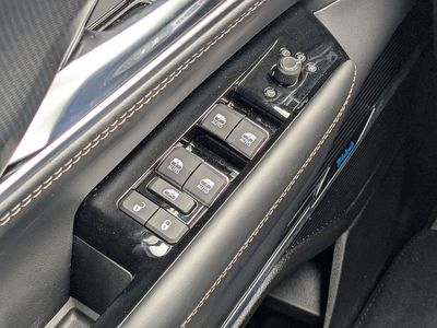 2026 Jeep Grand Wagoneer - Photo 23