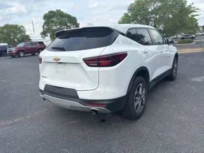 2025 Chevrolet Blazer - Photo 3