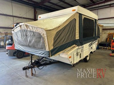 2009 Starcraft 1707 Folding Pop-Up Camper - Photo 4