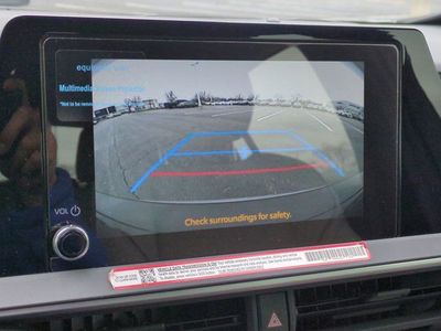 2024 Toyota Prius - Photo 12
