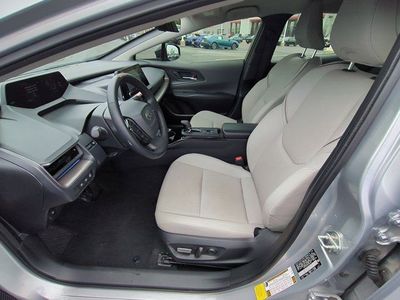 2024 Toyota Prius - Photo 8