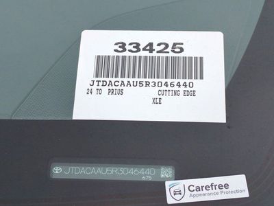 2024 Toyota Prius - Photo 17