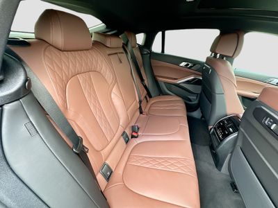 2027 BMW X6 - Photo 20