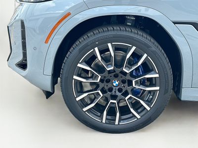 2027 BMW X6 - Photo 24