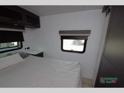 2026 Forest River RV Rockwood Ultra Lite - Photo 35