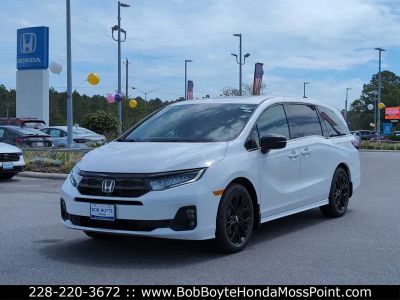 2026 Honda Odyssey N/A — front three-quarter view