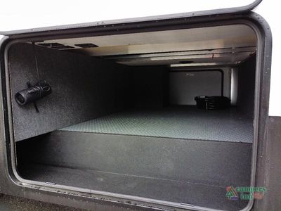 2026 KZ Durango Half-Ton - Photo 10
