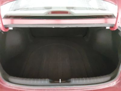 2024 Hyundai Elantra — photo 11 view