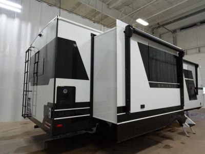 2026 Alliance RV Paradigm - Photo 5