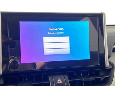 2025 Toyota RAV4 - Photo 24