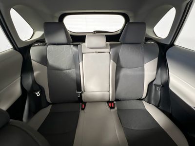 2025 Toyota RAV4 - Photo 29
