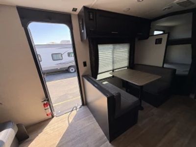 2022 Forest River Cherokee Grey Wolf - Photo 10