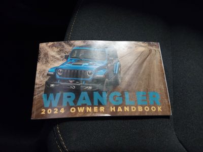 2024 Jeep Wrangler - Photo 20